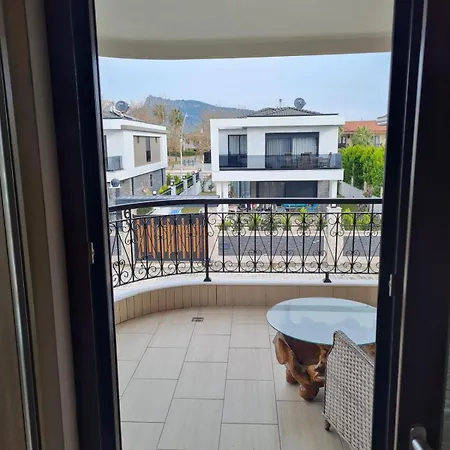 Deluxe * Kemer